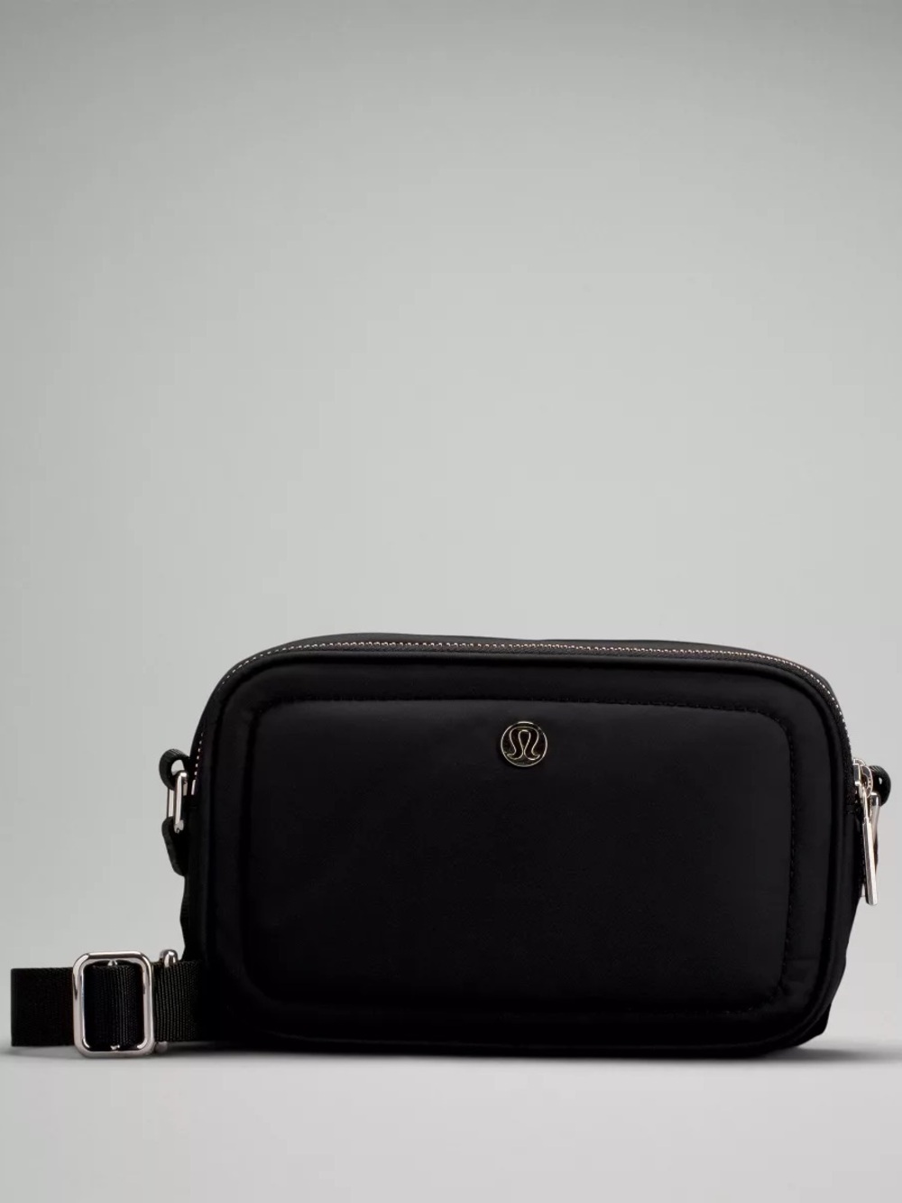 Lululemon - Crossbody Camera Bag 2L